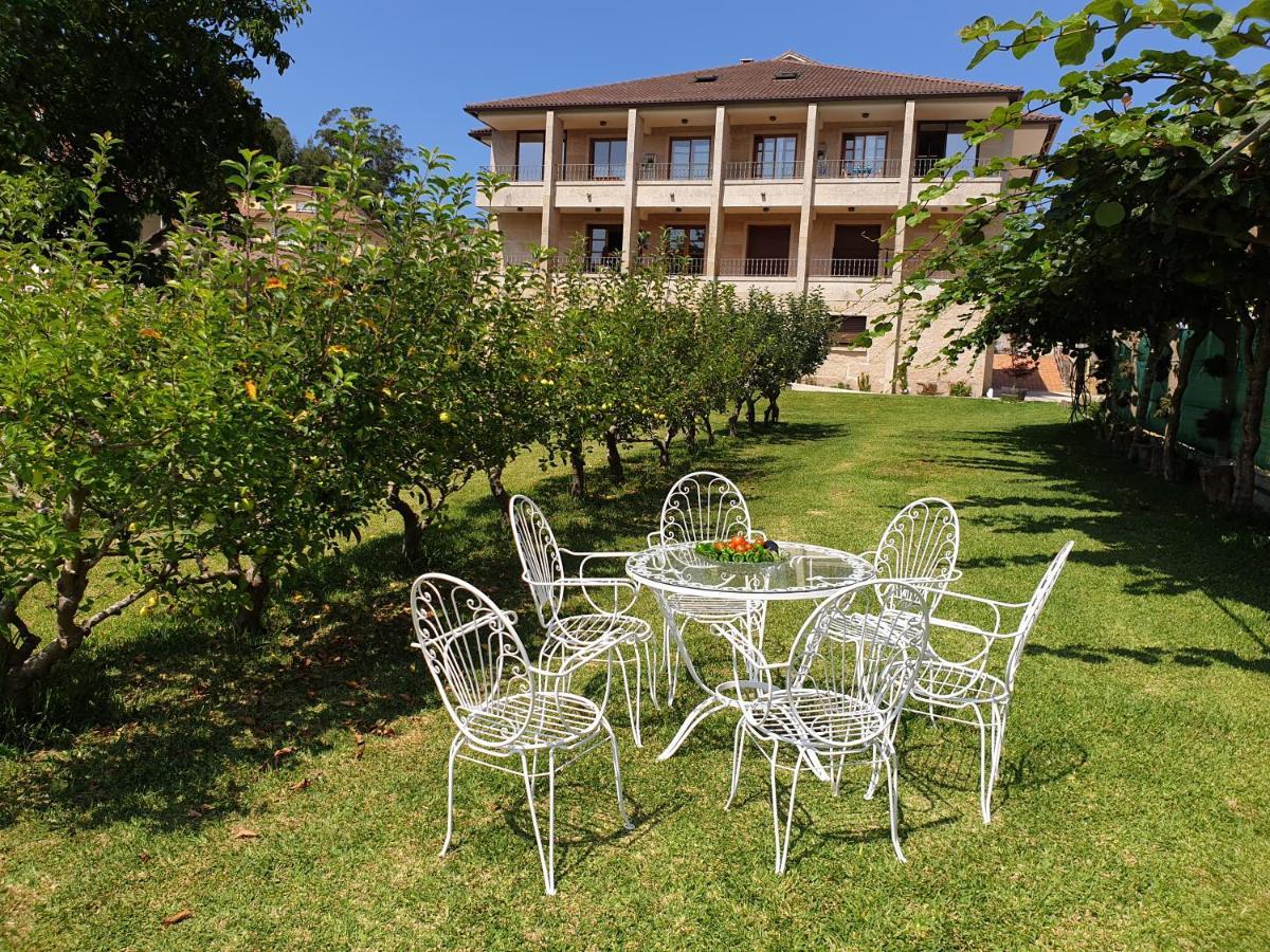 Apartamentos Ria De Aldan Bagian luar foto