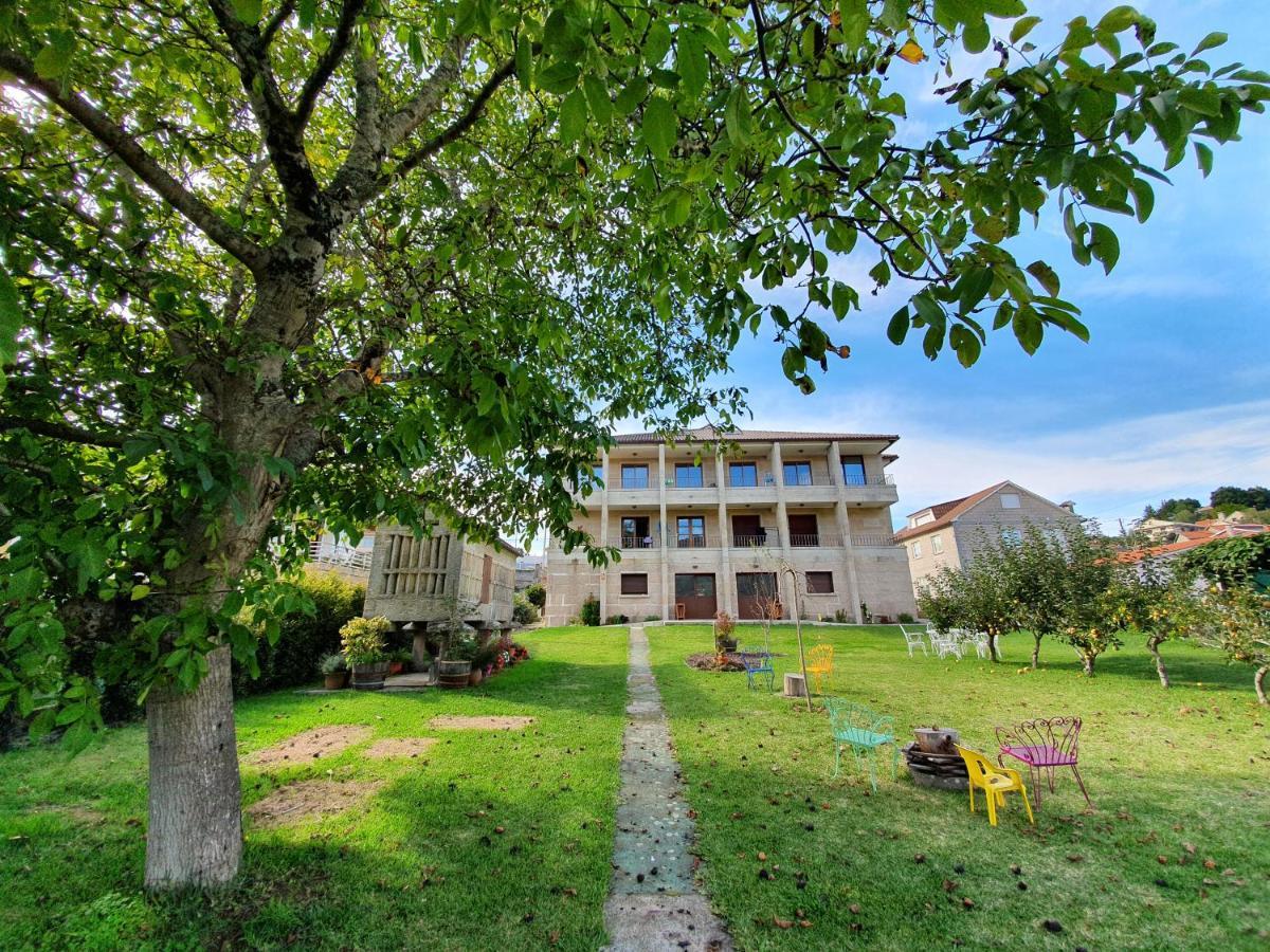 Apartamentos Ria De Aldan Bagian luar foto